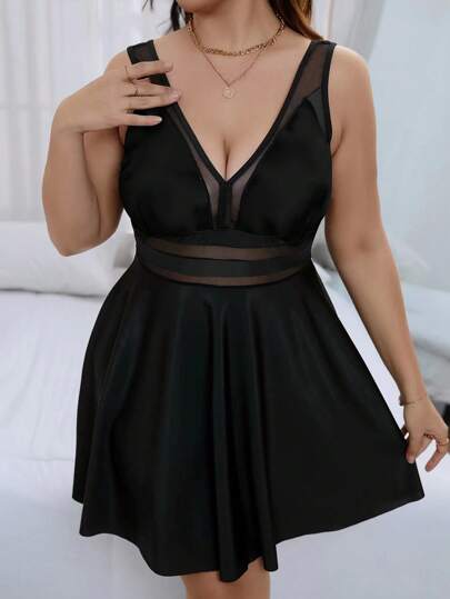 Swim Lushoire بدلة سباحة كبيرة الحجم بنقشة