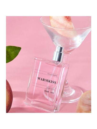 WARMKISS عطر فاكهي: خوخ، بطيخ، عنب، فراولة. هناك أربعة نكهات للاختيار من بينها. للطالبات، التعارف ضروري. عطر نسائي سوف يدوم لفترة طويلة. إنه طازج وله رائحة فاكهية قوية. هدايا لصديقات البنات يمكن استخدامها للتسوق والنوادي الليلية