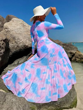 Swim Shayni مجموعة فستان حجاب (بوركيني) تشمل بدلة سباحة وتنورة شاطئية مطبوعة ذات تصميم عشوائي مموج مع فتحة رقبة دائرية وأكمام طويلة وسحاب في الخلف، 2 قطعة