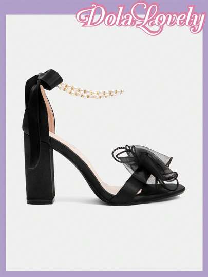 Dola Lovely صندل لحفل الزفاف بكعب سميك مزخرف بالفيونكة واللؤلؤ على أربطة حرير، بطراز لوليتا الموضة الجديدة للنساء