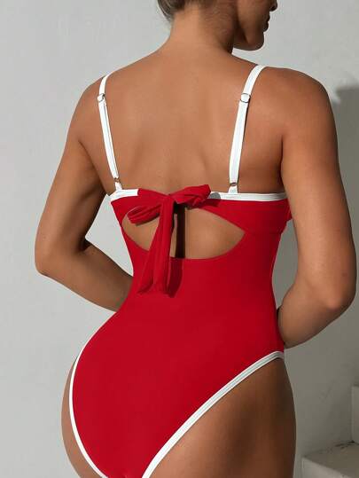 مايوه حريمي قطعة واحدة Swim Chiccia بدلة سباحة قطعة واحدة للنساء بلون سادة، ذات كأس لين، مشدودة بعظم الصلب، قطع بألوان متباينة لجزء الساق العالي