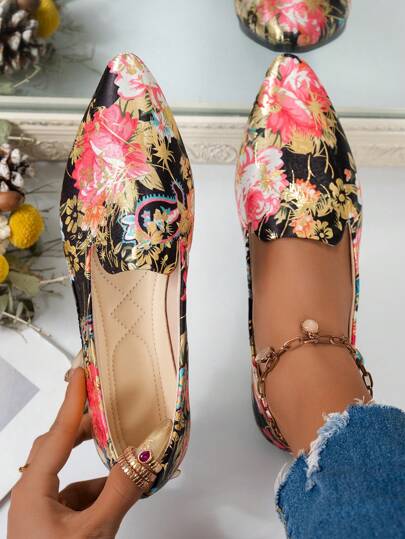 حذاء مسطح مطبوع للسيدات مناسب لكافة المناسبات والمواسم، حذاء كاجوال رسمي مستورد ذو مقاسات كبيرة، أحذية مسطحة عصرية