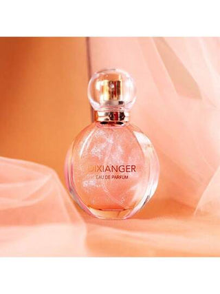 عطر مع مسحوق ذهبي ذو رائحة قوية ودائمة، والذي يمكن استخدامه كهدية للنساء. رائحة سلسلة الرمل المتحرك هي نفس رائحة الماركات الكبيرة. تمت إضافة رائحة الكاكاو إلى رائحة الزهور