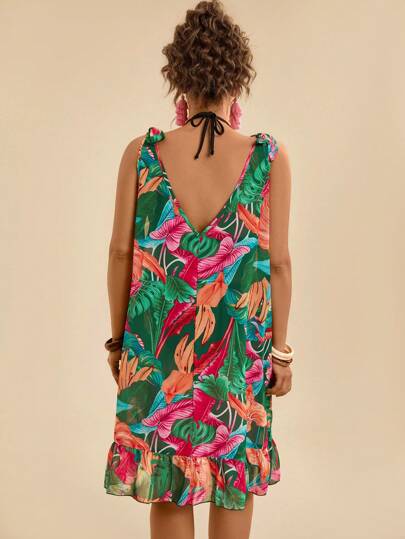 Travachic فستان صيفي فضفاض باكتاف ملتوي للمرأة ذوات الحجم الكبير، طبعات نباتية استوائية على خلفية خضراء، تغطية شاطئية