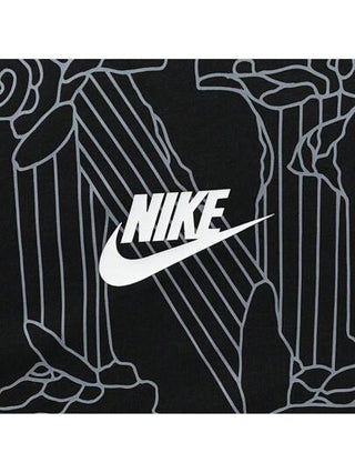 Nike قميص تي شيرت النادي موسميةASM NSW TEE LBR SSNL، ذو ياقة مافتوحة، أكمام قصيرة، FZT5418-010