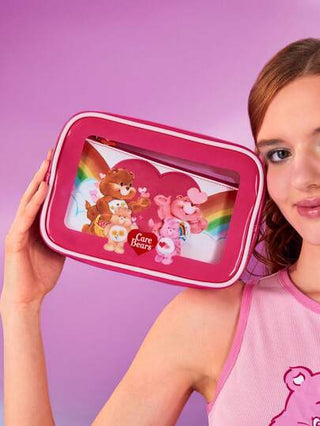 SHEIN X Care Bears مجموعة من قطعتين حقيبة تجميل مطبوعة بدب الحب والحب، متعددة الاستخدامات لتخزين العناصر الصغيرة، حقيبة تخزين السفر، وحقيبة تخزين الأجهزة الرقمية، يمكن استخدامها لحمل العناصر الصغيرة في الحياة اليومية، السفر، المكتب، المكياج أو...