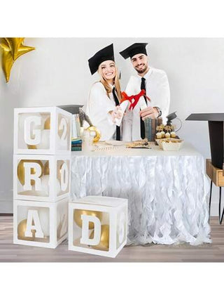 مجموعة من 4 صناديق تخزين للبالونات البيضاء الشفافة لتصنيف زينة حفلة التخرج 2025، مع حروف GRAD، مناسبة لتزيين حفلات تخرج المدارس الثانوية والجامعات لخريجي 2025