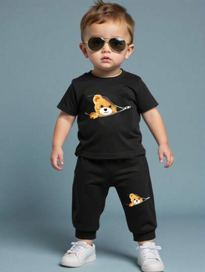 SHEIN طقم تي شيرت قصير الأكمام بياقة مستديرة وسروال طويل للأطفال الرضع الفتيان، طباعة الدب، كاجوال، صيفي