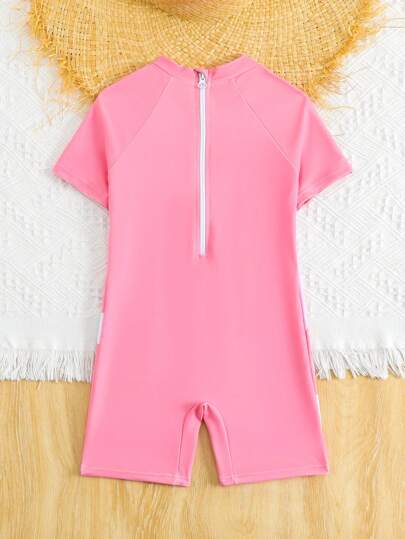 قطعة واحدة من ملابس السباحة لفتاة صغيرة، نسخة ثابتة بطباعة رقمية