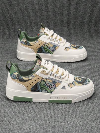 حذاء كانفاس كاجوال بطبعة غرافيتي عشوائية منمقة لرياضة التزلج، خفيف الوزن ومريح مع أربطة سميكة، لأسلوب الشارع مناسب للمراهقين وطلاب الجامعة