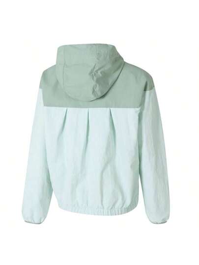 Puma جاكيت مُنسوجة 689298-50 نموذج ESS ELEVATED SE للنساء ، ملابس رياضية ، جري ، لياقة ، تدريب ، هواء طلق ، جاكيت طقس غير رسمية