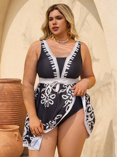 SHEIN CURVE+ ملابس سباحة ذات حجم كبير للنساء من طراز رجعي مطبوع مزين بفيونكة الخصر مع قصة ظهر على شكل حرف U وخط A ، مجموعة من قطعتين مناسبة للعطلات والشاطئ