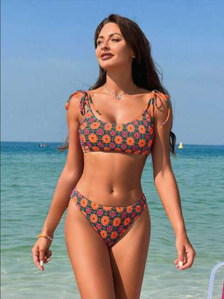 طقم تانكيني حريمي Swim Vcay طقم ملابس السباحة للنساء، توب سباحة بحمالات رفيعة وقطعة سفلية بشكل مثلث