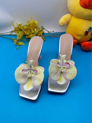 اكسسوارات تزيين الأحذية عالية الجودة قابلة للفك من فراشة وغشاء بلاستيكي