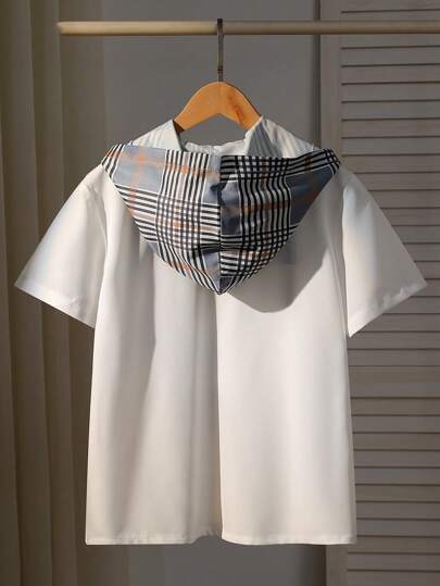 SHEIN قميص فضفاض ذو أكمام قصيرة مطبوع عليه رسائل مع قطع لونية، قبعة مع كتلة اللون، للصبية المراهقين