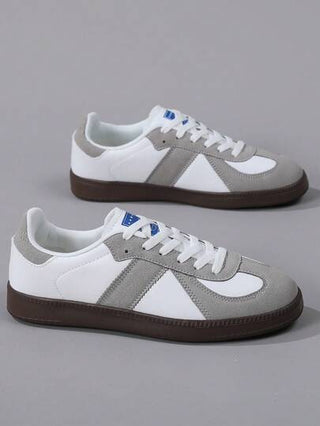 أحذية رياضية كاجوال رجالية خفيفة الوزن سهلة الارتداء بأربطة ذات أصبع مستدير