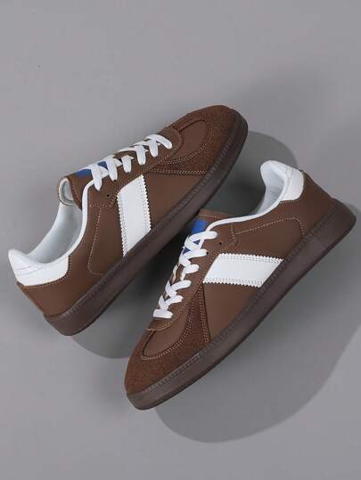 أحذية رياضية خفيفة الوزن ذات نعل ناعم للرجال , أحذية مسطحة مربوطة بسير على شكل أصابع القدم