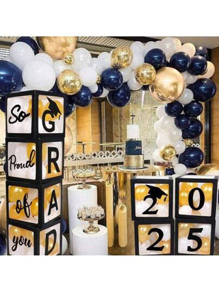 إمدادات حزب تخرج 2025، 4 صناديق بلونية سوداء مناسبة لحفلات التخرج، مزينة بحروف "GRAD 2025 فئة 2025، حفلة تخرج، ديكور عيد.