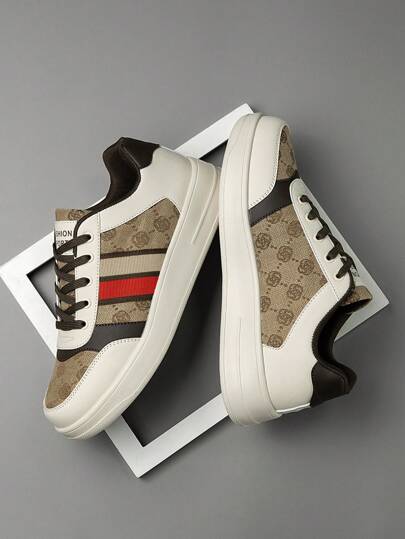 أحذية تزلج بطبعات عشوائية مطبوعة لون بني كلاسيكي مرصعة، أحذية رياضية كاجوال مبسطة متباينة اللون للزوجين