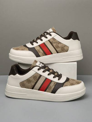 أحذية تزلج بطبعات عشوائية مطبوعة لون بني كلاسيكي مرصعة، أحذية رياضية كاجوال مبسطة متباينة اللون للزوجين