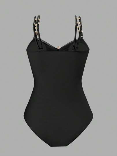 SHEIN Swim Curve قطعة واحدة من ملابس السباحة المرأة المقاس الكبير المزينة بمعدن ذات التصميم البسيط، ملابس لعطلة الصيف والشاطئ