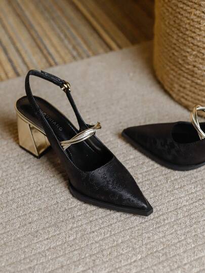 كعب عالي مدبب مفتوح من القدم موديل ربيع 2025 ، أحذية نسائية أنيقة عصرية ذات تصميم بسيط، كعب سميك مغلق من الأمام باللون المشمشي