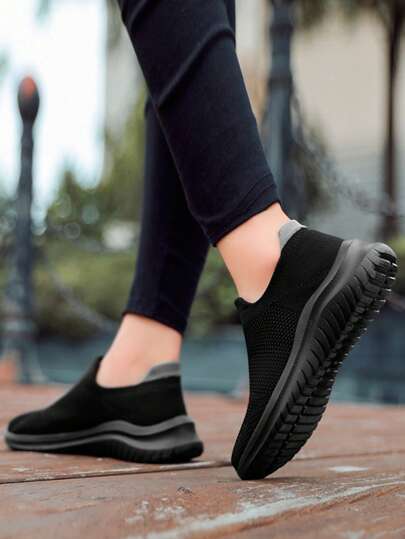 أحذية ركض منفذة للهواء ، أحذية رياضية كاجوال للرجال والنساء، أحذية رياضية يونيسكس متعددة الاستخدامات، مناسبة للربيع والصيف