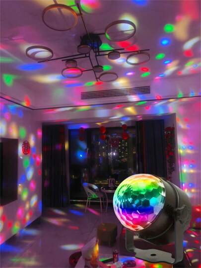 1 كرة خفيفة ديسكو RGB بريموت كنترول - 7 طرق, مثالية للحفلات, عيد الهالوين, عيد الميلاد! تعمل بالطاقة من منفذ USB