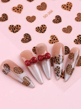 ملصقات فن الأظافر بنقشة القلب والفهد، ملصقات أظافر ثلاثية الأبعاد لاصقة ذاتيًا بنقشات الفهد الأسود والبني ذات بصمة القلب، تصميم أظافر بنقشة الفهد، ديكورات أظافر DIY علبتان