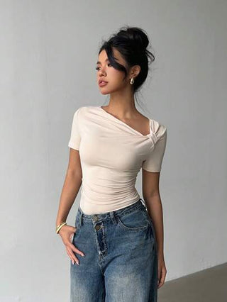 Siren Gaze T-shirt للنساء ذو ياقة مائلة وأكمام قصيرة، موديل صيفي جديد، ملابس علوية كاجوال ضيق