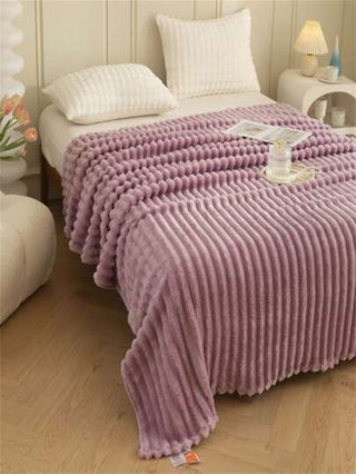 بطانية كبيرة بنمط المربعات المتداخلة 1 قطعة ، من الفانيلا الناعمة والرقيقة بألوان المسّ البنفسجي للأريكة والنوم والمكتب والمنزل