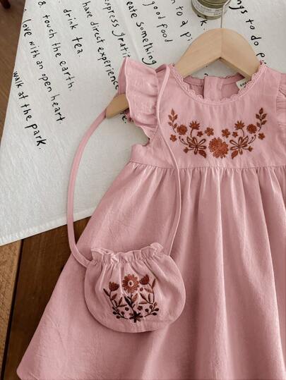 فساتين بيبي فستان بناتي رقيق بتطريز منسوج يحتوي على رقبة دائرية وكشكشة بالأطراف ، مع حقيبة كتف قطرية، ملابس للأخوات، مناسب للربيع والصيف