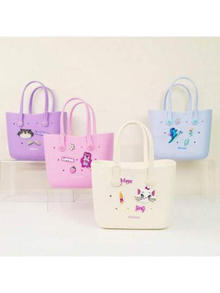 Miniso حقيبة يد نساء ديزني بمقاس كبير مصنوعة من مادة EVA بتصميم جميل، حقيبة بينتو للبنات للسفر والخروج بطبعات فراولة، دبدوب، ماري القط، ستيتش، لوسيفر، زينة عيد الميلاد 2024