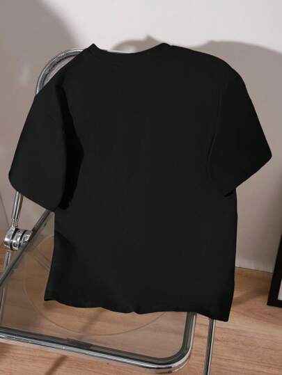 SHEIN تي شيرت T بياقة دائرية كنزة قصير الأكمام قصير ملائم بارز الطبعة الهندسية ملابس غير رسمية رياضية لصبي المراهق