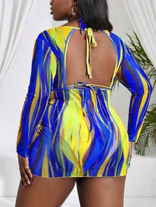 SHEIN Slayr CURVE 3 قطعة مجموعة ملابس سباحة نسائية متزايدة الحجم معشوقة الرقبة مطبوعة بشكل عشوائي ذات ظهر متقاطع وأكمام طويلة بحبل سحب، ملابس شاطئ موضة