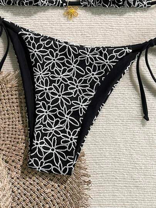 طقم تانكيني حريمي Swim Mod طقم بكيني ذو حمالات سباغيتي مع سراويل قصيرة للسباحة وسيور جانبية، مصنوع من قماش سباحة ذو ملمس مطبوع