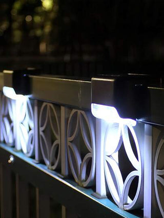 4 قطع/8 قطع / مجموعة أضواء LED تعمل بالطاقة الشمسية ، أضواء فانوس للساللم والأرصفة والأبواب وممرات المساحات الخارجية و الديكور للخريف والكريسماس والمنزل والخارج ليلاً