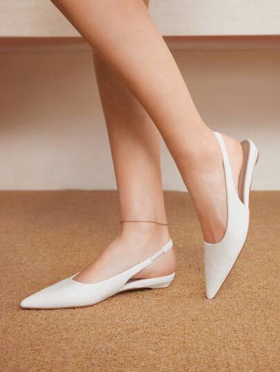 Styleloop نساء نمط منسوج ألوان سادة إصبع القدم مدبب معزز مسطح أحذية لورفر ، أنيق للارتداء اليومي داخلي وخارجي ، مناسب للربيع والصيف والخريف والشتاء ، لون عاري ، أحذية رسمية خفيفة الوزن ل- عيد الميلاد والسنة الجديدة