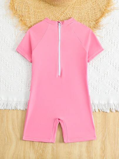 قطعة واحدة من ملابس السباحة بطباعة رقمية لفتاة صغيرة