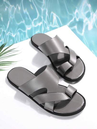 صندل رجالي مسطح عصري متعدد الاستخدامات بألوان عادية، خفيف الوزن، غير منزلق، مفتوح الأصابع، قابل للتنفس، مريح مناسب للخارج، العمل، الحفلات، أيام الأعياد والإجازات