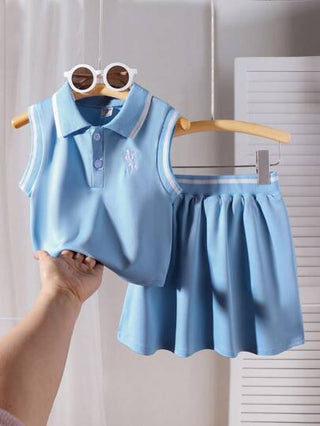 Genkimix Kids طقم من قطعتين من السترة ولباس علوي بدون أكمام مطرز بياقة بولو للفتيات الصغيرات، باللون الأزرق، ملابس رياضية صيفية محبوكة للخروج غير رسمية للفتيات الصغيرات