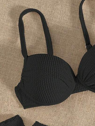 طقم تانكيني حريمي Swim Mod 3 قطع / مجموعة للنساء بدلة سباحة أنيقة ورومانسية مكونة من الجزء العلوي من خزان ذي قصة كشكشة مبطنة تحت السلكي، وجزء سفلي أخدود عالٍ من القماش الصلب