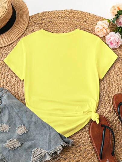 SHEIN EZwear تي شيرت نسائي بياقة مستديرة ، بسيط وأنيق ، مناسب للصيف