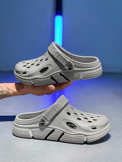 صنادل رجالية كاجوال خفيفة الوزن لا تنزلق ومنفذة للهواء، بتصميم مفرغ، أحذية شاطئية عصرية