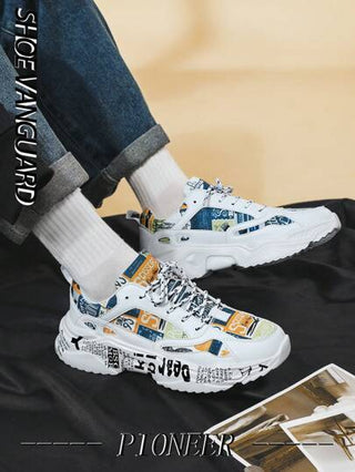 حذاء رياضي مكتنز بطباعة أحرف رباط امامي رياضي خارجي للرجال