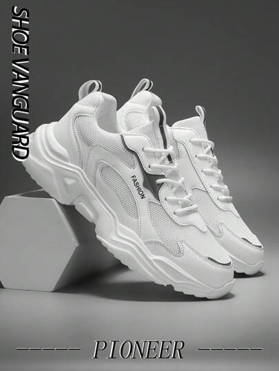 أحذية رياضية كاجوال منفذة خفيفة الوزن من الشباب، مريحة وماصة للصدمات بتصميم لوحة من جلد PU الأسود والأبيض ذات كعب منخفض للجري، متعددة الاستخدامات والموضة لارتداء الشارع والمقاسات الكبيرة، مناسبة لجميع المواسم