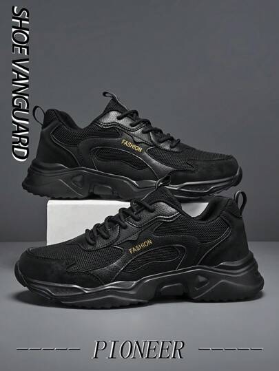أحذية رياضة رجالية خفيفة متنفسة من الشبك للخارجية والسفر، ماركة عصرية بطابع مريح، بوبات امتصاص للصدمات، مزيج بين الأبيض والأسود جلد صناعي ذو رقعة، أحذية رياضية ذات نعل سميك مناسبة لجميع المواسم