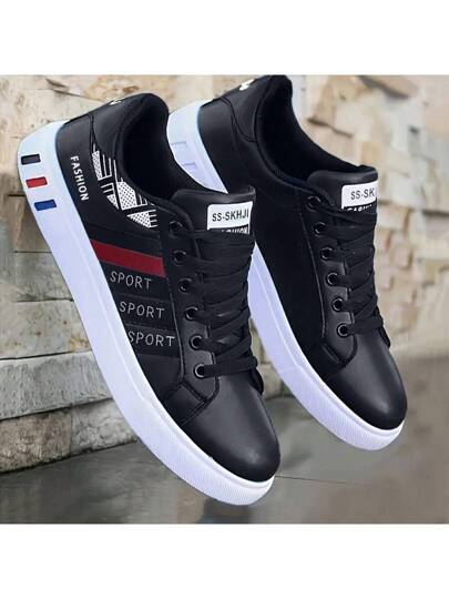 أحذية تزلج رجالية بتصميم شريطي، مع رباطات، من جلد PU مقاوم للتآكل، بطانة داخلية من قماش تنفس، نعل داخلي من القماش، نعل خارجي من مادة PVC مانع للانزلاق، كاب برأس دائري، مثالية للارتداء الكاجوال في الخريف والربيع والصيف والشتاء