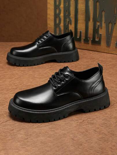 أحذية جلدية سوداء عصرية غير رسمية منخفضة للرجال للخريف، متعددة الاستخدامات وناعمة الرقبة مع أربطة، بتصميم بريطاني أنيق للاستخدام على مدار السنة