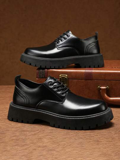 أحذية جلدية سوداء عصرية غير رسمية منخفضة للرجال للخريف، متعددة الاستخدامات وناعمة الرقبة مع أربطة، بتصميم بريطاني أنيق للاستخدام على مدار السنة